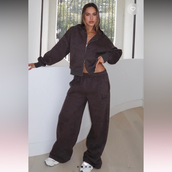 WHITE FOX SWEATSET - Picture 3 of 7